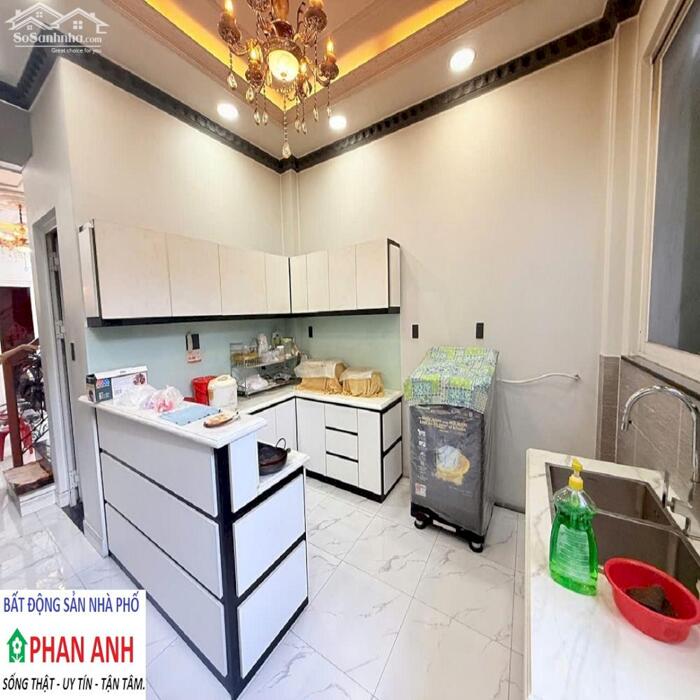 Hình ảnh Cơ hội sở hữu nhà phố Thủ Đức – Tiện nghi và an tâm tuyệt đối | 4 tầng, hẻm xe hơi, chỉ với 8 tỷ. 3