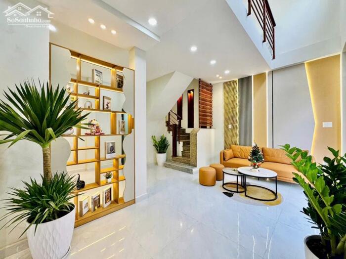 Hình ảnh Nhà hẻm xe hơi 5.6 x 6 5 tâng btct khu D2 gần hàng xanh giá 7 tỷ 360 Tl 9