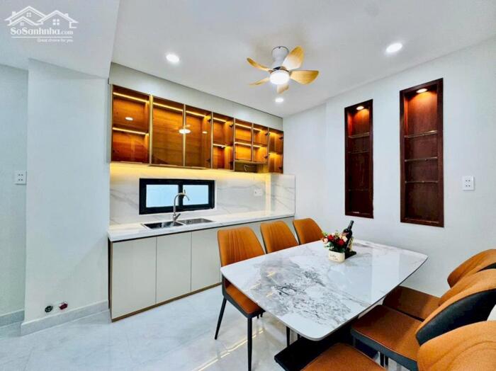 Hình ảnh Nhà hẻm xe hơi 5.6 x 6 5 tâng btct khu D2 gần hàng xanh giá 7 tỷ 360 Tl 10