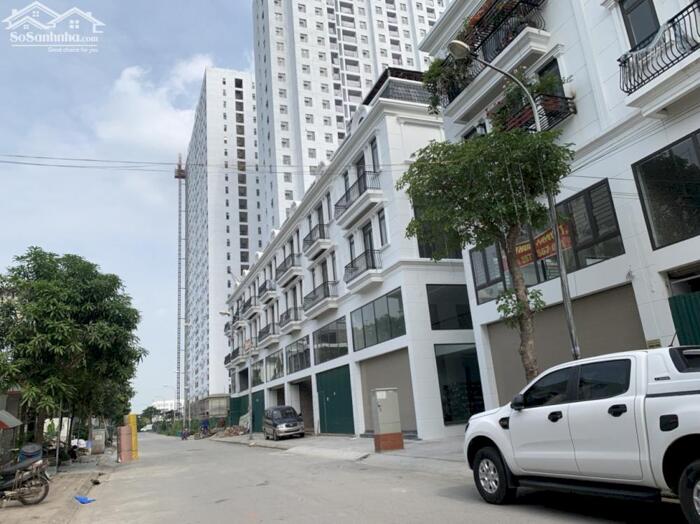 Hình ảnh Bán gấp căn Shophouse Sông Hồng view biệt thự 31ha Trâu Quỳ, vị trí kinh doanh sầm uất 1