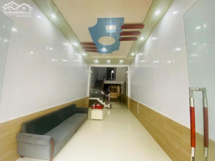 Hình ảnh Cho thuê nhà siêu đẹp tại Văn Cao ngay 193 0