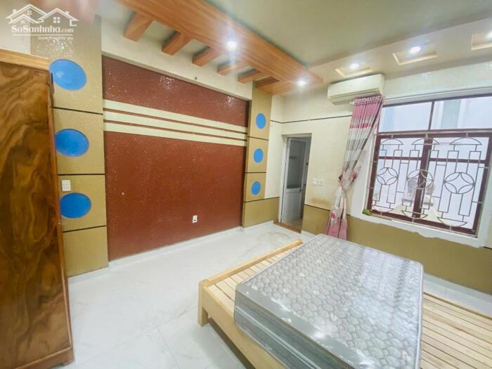 Hình ảnh Cho thuê nhà siêu đẹp tại Văn Cao ngay 193 2