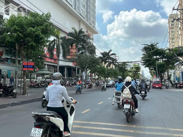 Hình ảnh Biệt thự HIẾM 6 lầu có hầm ngang 6m 120m2 khu VIP Đặng Thùy Trâm ngay Văn Lang chỉ 22 tỷ. 4