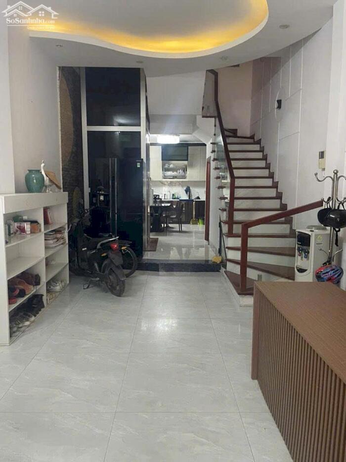 Hình ảnh Bán nhà Lô Góc, Ô tô tránh- Pháo Đài Láng 56/60m, 6T Thang máy, MT 4.3m 31.9 Tỷ, Ngõ thông kinh doanh đỉnh 4