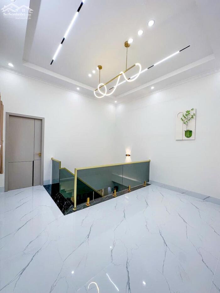 Hình ảnh Bán Nhà Trệt Lầu hẻm 388 đường Nguyễn Văn Cừ - cách KDC Đại Ngân 40m 8