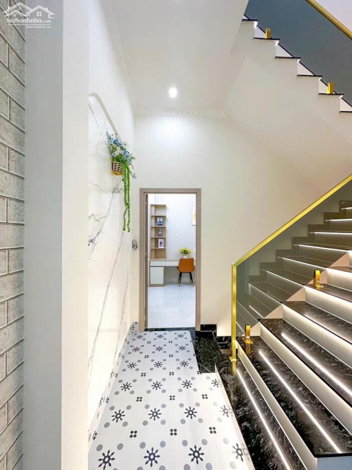 Hình ảnh Bán Nhà 1 Trệt 2 Lầu hẻm 11 đường Nguyễn Văn Linh 150m - Gần Trường ĐH Y Dược, ĐH Cần Thơ, BV ĐKTW 9