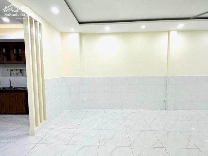 Hình ảnh NHÀ SÁT MẶT TIỀN TRẦN QUANG DIỆU, 69M2, NGANG 4M7, 3 PHÒNG NGỦ, NGAY TRƯỜNG HỌC, GẦN CHỢ, CHỈ 8.X TỶ 3