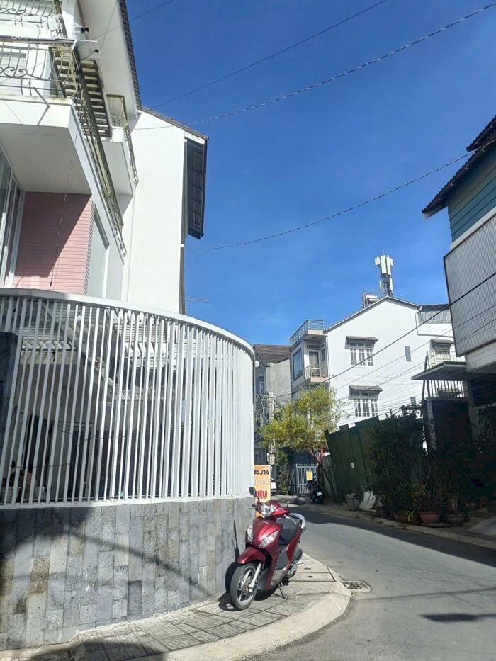 Hình ảnh BÁN NHÀ 2 MẶT TIỀN KQH PHAN ĐÌNH PHÙNG – PHƯỜNG 2 – ĐÀ LẠT DIỆN TÍCH 81M² – 1 TRỆT 2 LẦU – ĐƯỜNG 7M – GIÁ 13,5 TỶ 4