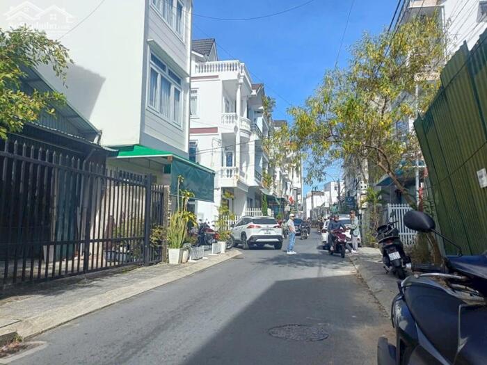 Hình ảnh BÁN NHÀ 2 MẶT TIỀN KQH PHAN ĐÌNH PHÙNG – PHƯỜNG 2 – ĐÀ LẠT DIỆN TÍCH 81M² – 1 TRỆT 2 LẦU – ĐƯỜNG 7M – GIÁ 13,5 TỶ 2