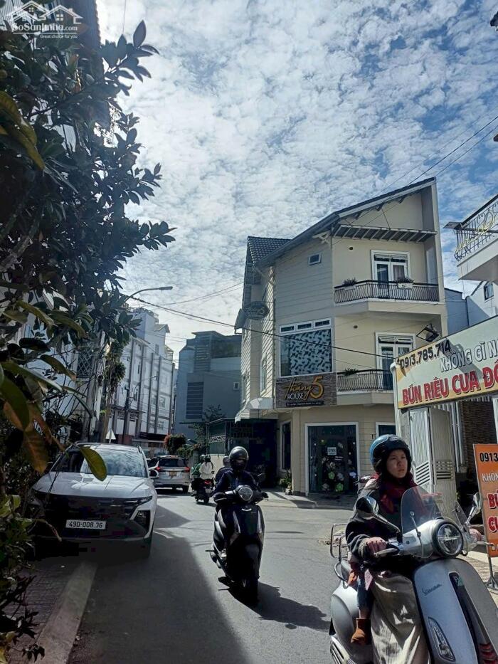 Hình ảnh BÁN NHÀ 2 MẶT TIỀN KQH PHAN ĐÌNH PHÙNG – PHƯỜNG 2 – ĐÀ LẠT DIỆN TÍCH 81M² – 1 TRỆT 2 LẦU – ĐƯỜNG 7M – GIÁ 13,5 TỶ 0