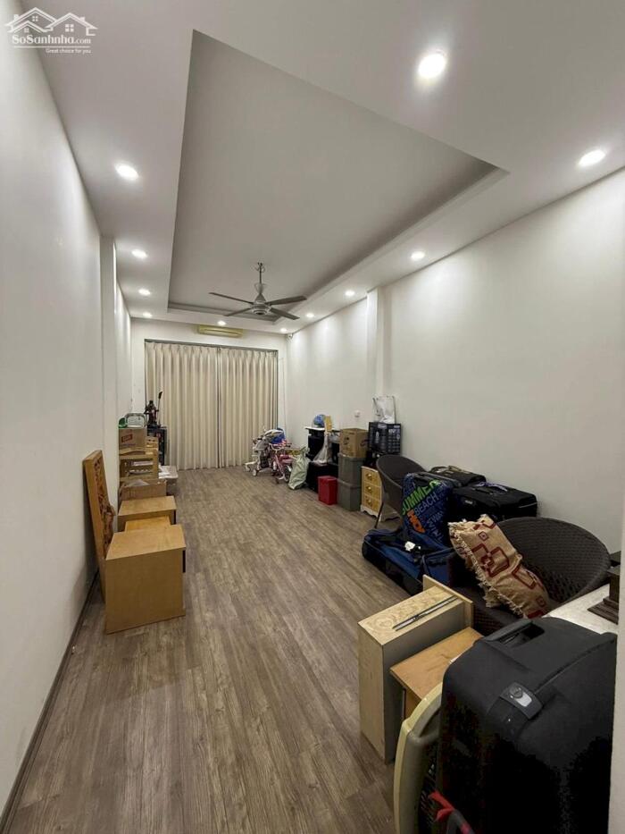 Hình ảnh Bán nhà Mặt Phố Vạn Phúc, Ba Đình 52m/ 5 Tầng 40 Tỷ, Vỉa hè rộng, K.doanh ngon - LH 0987881444 6