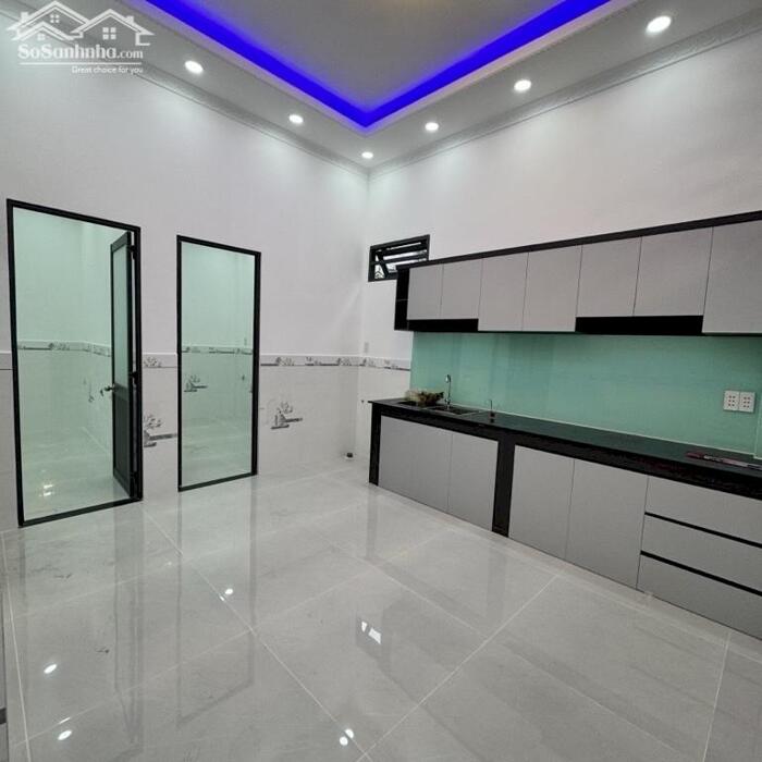 Hình ảnh Gần Tô Hiệu, 53m2, ngang hiếm 5m, tiện ở hoặc cho thuê giữ tiền, Nhà mới dọn vào ở ngay 1