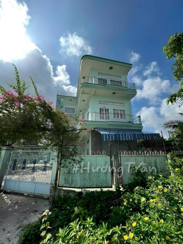 Hình ảnh 16,5 tỷ - BIỆT THỰ 384m2 ODT, HẺM 1 LÝ TỰ TRỌNG (bên hông Công Viên Lưu Hữu Phước) CÓ SẴN THU NHẬP 20 triệu/tháng 1