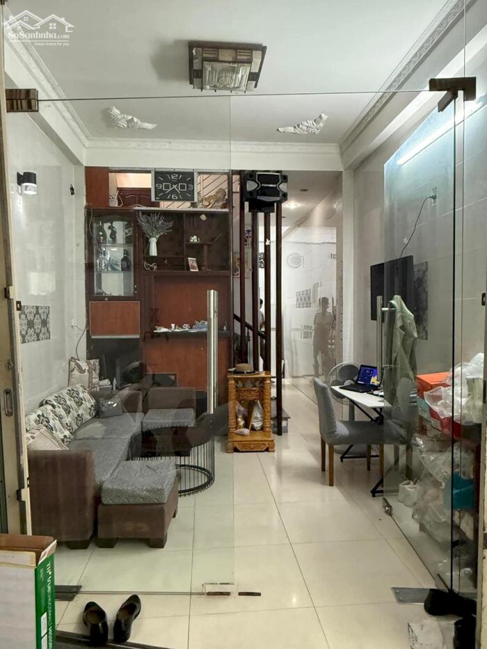 Hình ảnh VÕ VĂN TẦN , THANH KHÊ _ 3 TẦNG, 32 M² CÁCH MẶT TIỀN 10M , 2PN _ GIÁ; 3.35 TỶ 0