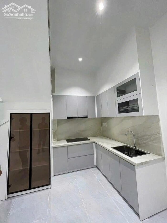 Hình ảnh NHÀ ĐẸP 2 TẦNG, 2 MẶT TIỀN, HẺM Ô TÔ HẢI ĐỨC NGAY TRUNG TÂM GẦN BIỂN CHỈ 2 KM 4