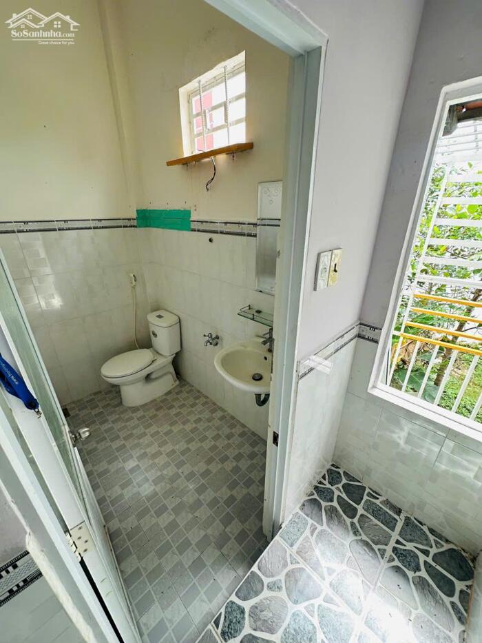 Hình ảnh Bán Nhà 1 Tầng – Hẻm Oto 5m Đường Xóm Chiếu, Gần Siêu Thị Go Nha Trang 3