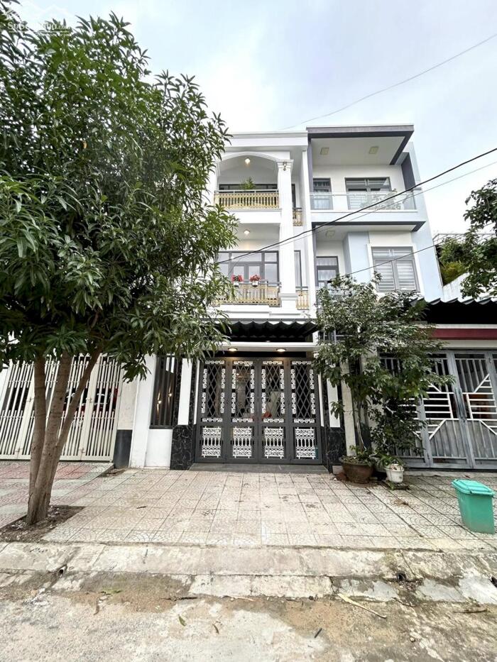 Hình ảnh Chính Chủ gửi bán nhà 3 tầng MT Phú Lộc 20, P Thanh Khê. Đà Nẵng. 0