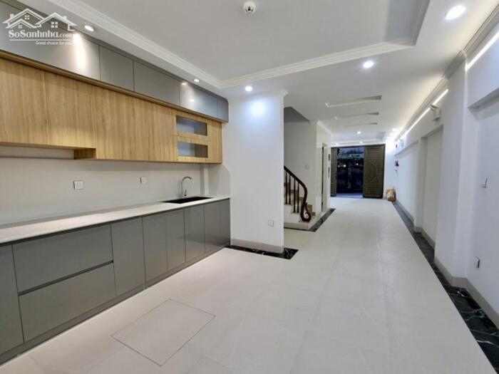 Hình ảnh Bán Nhà Khương Đình - Thanh Xuân, 55m, 6 Tầng Thang Máy, 8 Phòng Ngủ, Full Nội Thất, 13,5 Tỷ 1