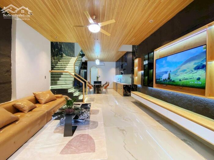 Hình ảnh Chính chủ gửi bán nhà 3 tầng Full Nội Thất MT Đinh Đức Thiện,P Hoà Minh.Đà Nẵng. 1