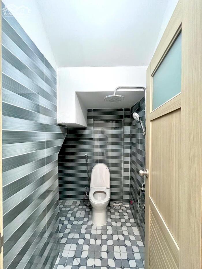 Hình ảnh Bán 2 Căn Nhà Trệt Lầu hẻm 11 đường Nguyễn Văn Linh - Cách Bệnh Viện ĐKTW 300m 2