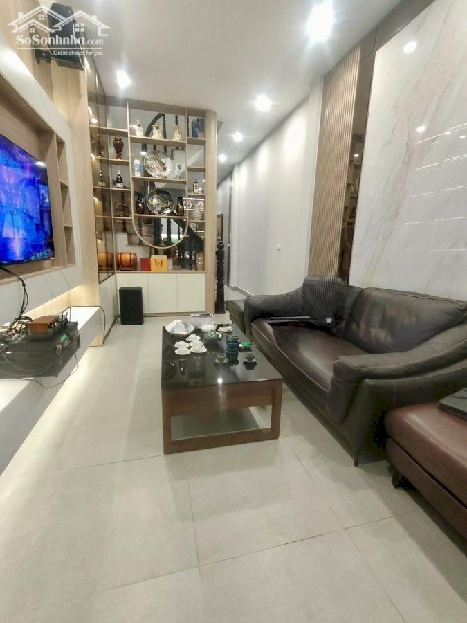 Hình ảnh Bán nhà Hoàng Văn Thái - Thanh Xuân, 41m2 - ô tô đỗ cửa - 4PN - full nội thất - 15,5 tỷ 1