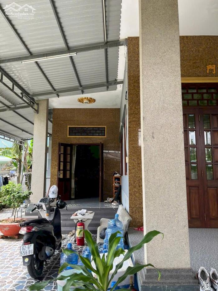 Hình ảnh Nhà rộng hẻm ô tô gần công viên P5 TP Tân An 4