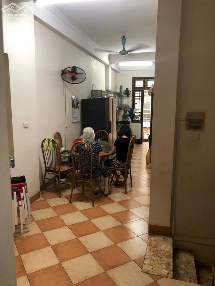 Hình ảnh Gía Tốt Mặt phố Cửa Bắc 41 Tỷ 140M2 4 Tầng SDCC Pháp lý sạch sẽ Có nóc xây Tòa 2