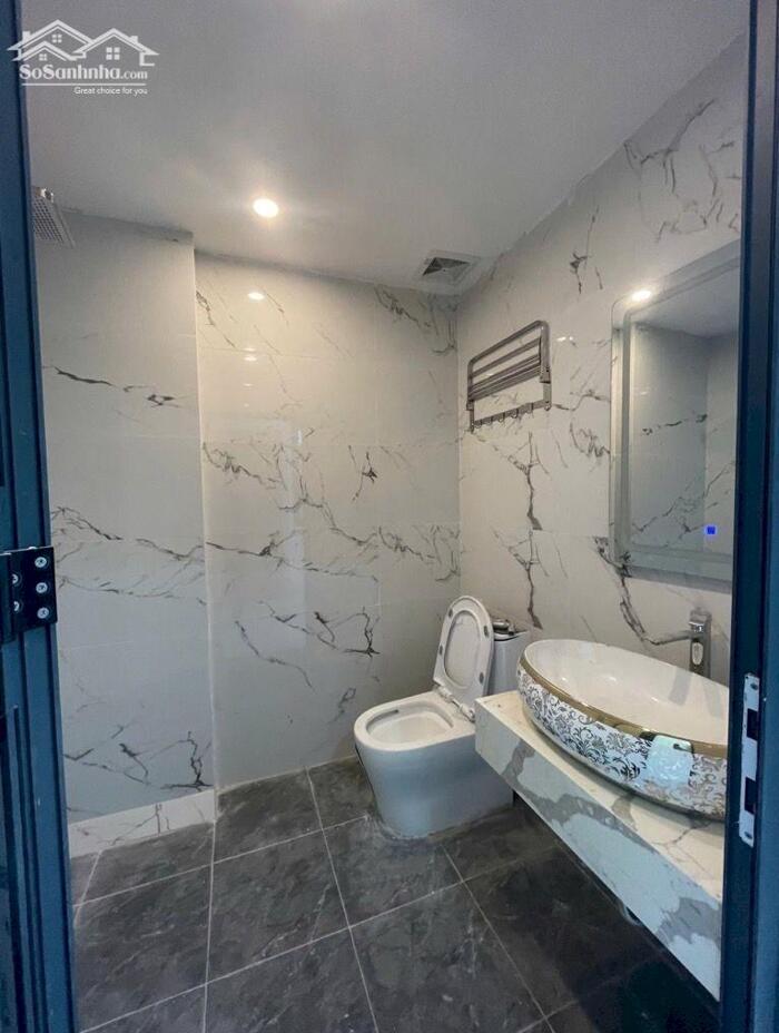 Hình ảnh Bán nhà Nguyễn Chí Thanh_phân lô vỉa hè_6 tầng thang máy_ngõ kd ô tô tránh_40m2 3