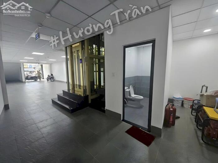 Hình ảnh 180 triệu - CHO THUÊ hoặc BÁN TÒA NHÀ 7 TẦNG 840,32m2 MỚI XÂY 100% (CÓ THANG MÁY) MẶT TIỀN ĐƯỜNG 30/4 2