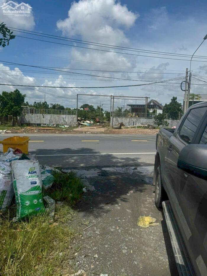 Hình ảnh Đất nền thổ cư mt QL50 mặt bằng kinh doanh 216m2 giá rẻ đầu tư 2 tỏi 1 3