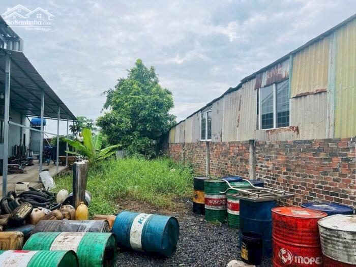 Hình ảnh Đất nền thổ cư mt QL50 mặt bằng kinh doanh 216m2 giá rẻ đầu tư 2 tỏi 1 2