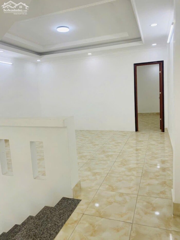 Hình ảnh Cho Thuê Nhà Trệt 1 Lửng 1 Lầu Mới Đẹp – Mặt Tiền Đường Lê Hồng Phong (KDC Ngân Thuận), Cần Thơ | Giá 8 Triệu/Tháng 3