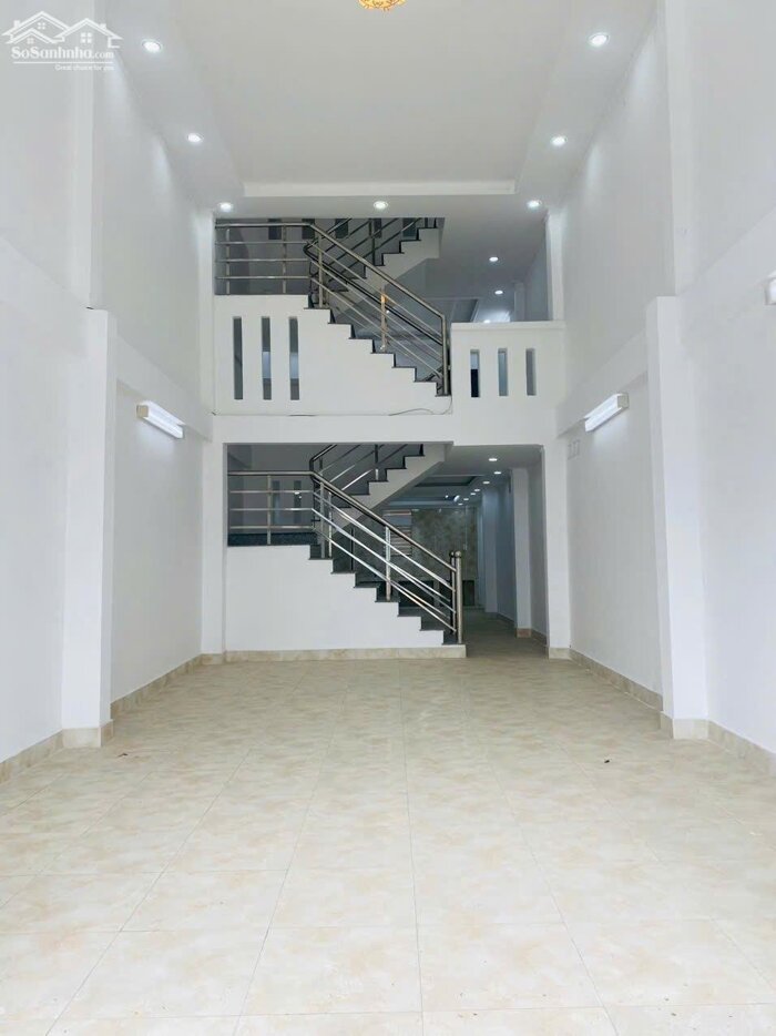 Hình ảnh Cho Thuê Nhà Trệt 1 Lửng 1 Lầu Mới Đẹp – Mặt Tiền Đường Lê Hồng Phong (KDC Ngân Thuận), Cần Thơ | Giá 8 Triệu/Tháng 8