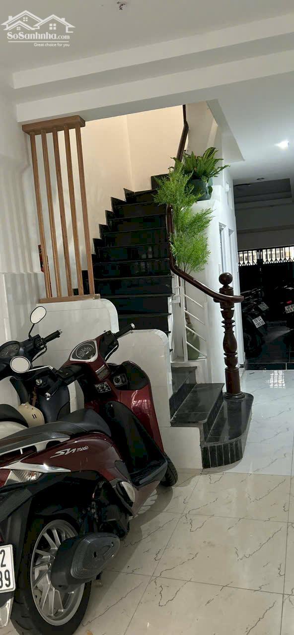 Hình ảnh NHÀ TRẦN QUANG KHẢI Q1 HIẾM - 38M2 - 5 TẦNG ST - DÒNG TIỀN 5% NĂM - GIÁ DƯỚI 9TYY 1