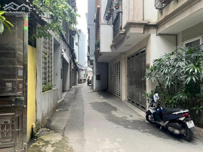 Hình ảnh Bán Nhà Phố Giảng Võ Đống Đa 360m2-6T MT8m Ô Tô Tránh 2 THOÁNG 99 Tỷ Giảng Võ. 4