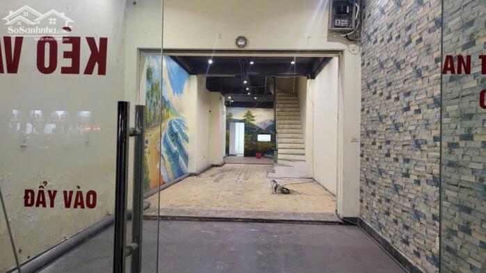 Hình ảnh Bán Nhà Mặt Phố Nguyễn Khánh Toàn Cầu Giấy 208m2-5T MT8m Vỉa Hè 123 Tỷ. 3