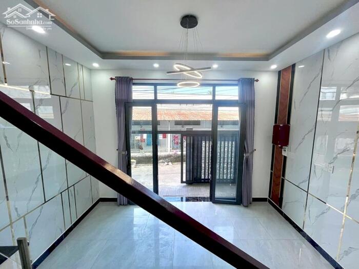 Hình ảnh Bán Nhà 1 Trệt 2 Lầu hẻm 38 Mậu Thân - Gần siêu thị Lotte, CĐ Y Tế, ĐH Kỹ Thuật Công Nghệ Cần Thơ 3