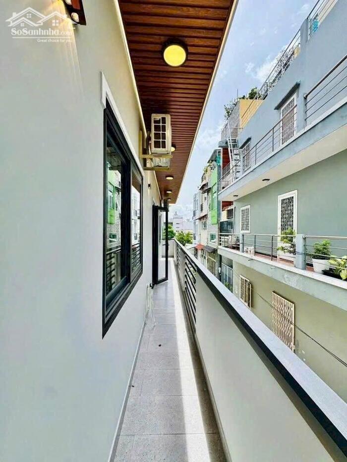 Hình ảnh Bán góc 2 mt hẻm 8 m 3 tầng phan văn trị phạm văn đồng 7 tỷ 87 Tl 4