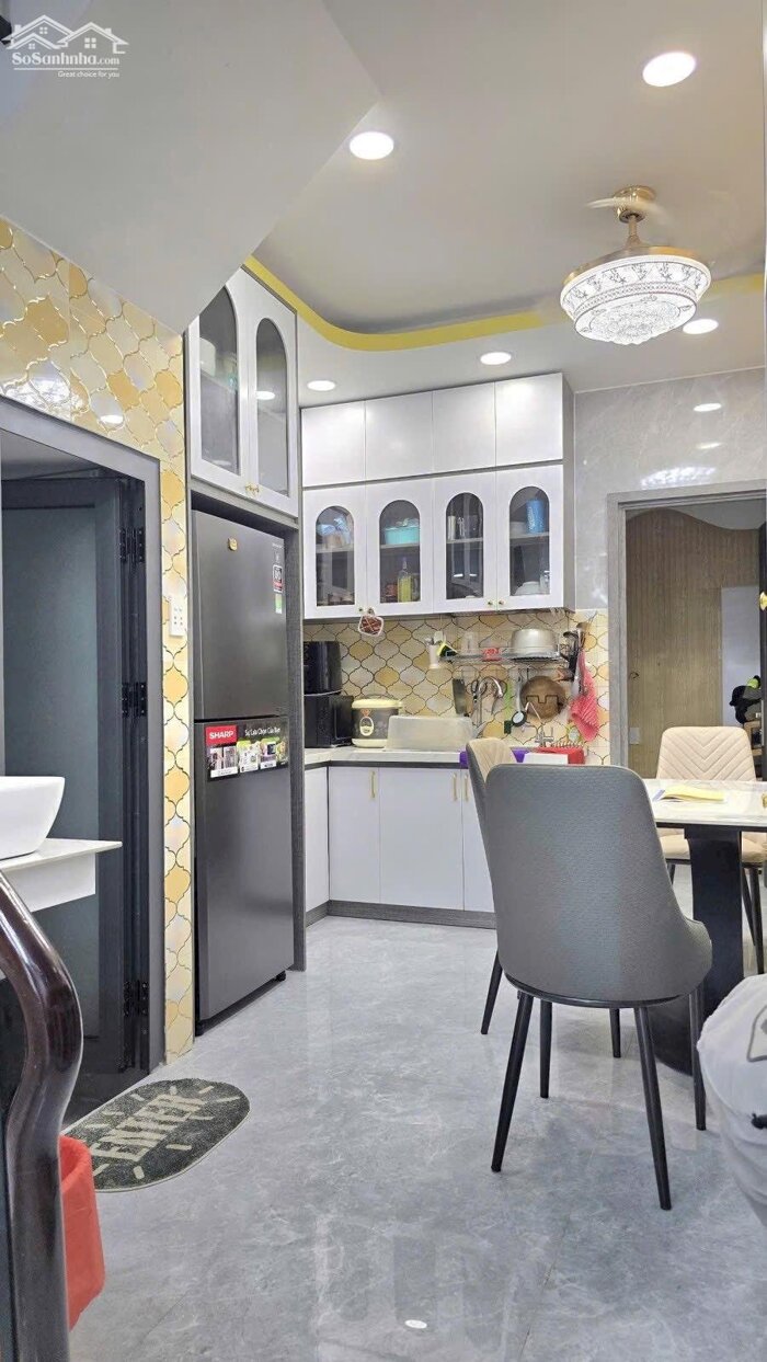 Hình ảnh Bán góc 2 mt hẻm 8 m 3 tầng phan văn trị phạm văn đồng 7 tỷ 87 Tl 5