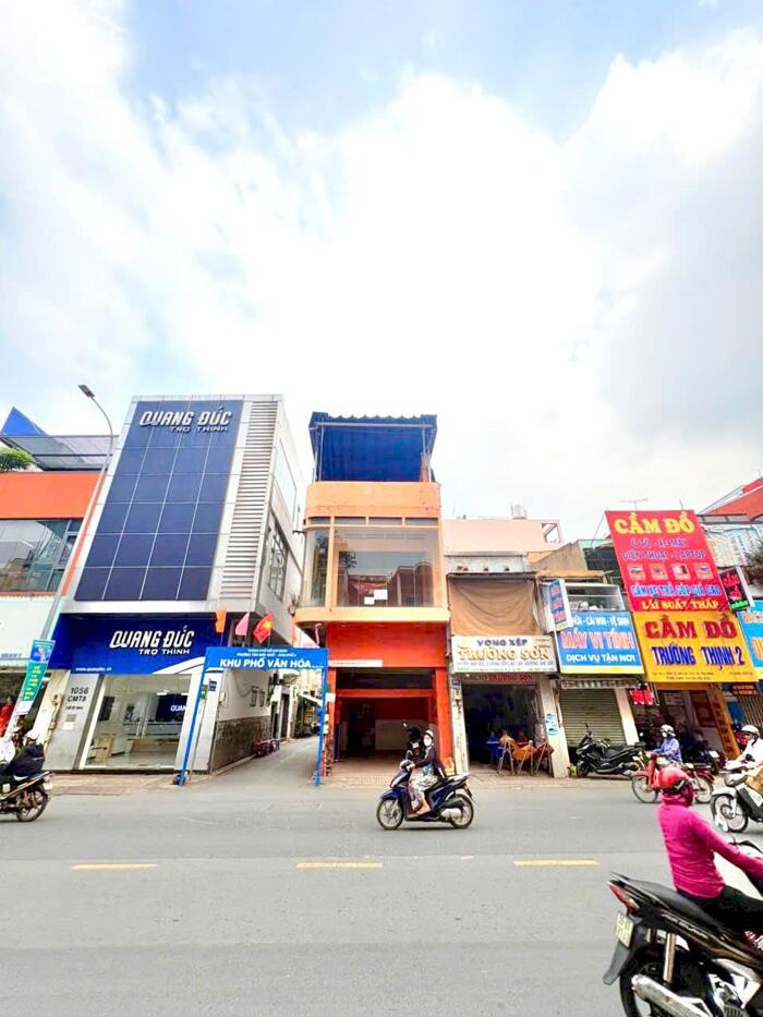 Hình ảnh Cho thuê nhà Góc 1054 Cách Mạng Tháng 8 Q.Tân Bình 0