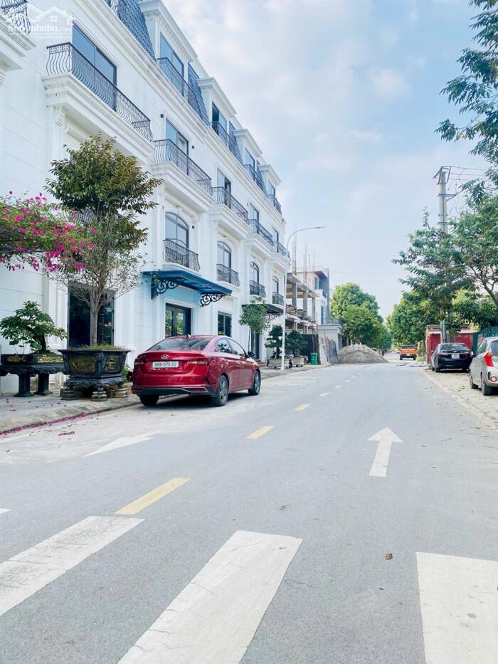 Hình ảnh Bán đất khu Đồng Nưa, Định Trung, Vĩnh Yên, Vĩnh Phúc. DT 120m2, Mt6m, tây nam 1