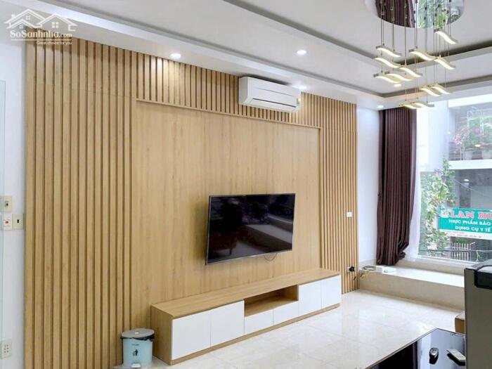 Hình ảnh Cho thuê nhà mặt phố Văn Cao, 5 p.ngủ khép kín (65m2) 6