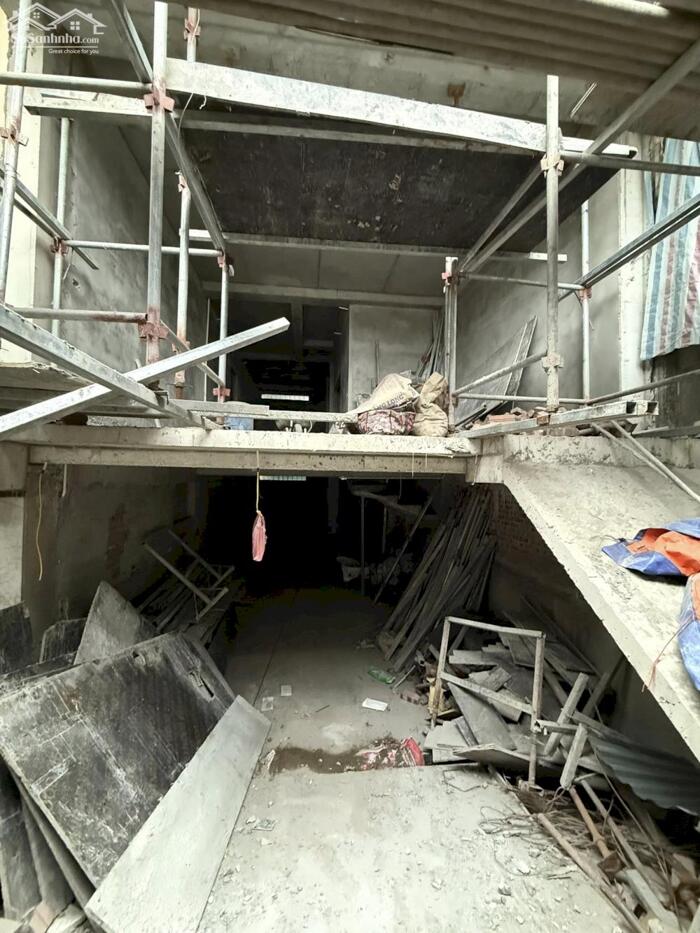 Hình ảnh Bán Nhà Mặt Phố Âu Cơ Tây Hồ 80m2-6T MT5m LÔ GÓC 38 Tỷ Âu Cơ. 1