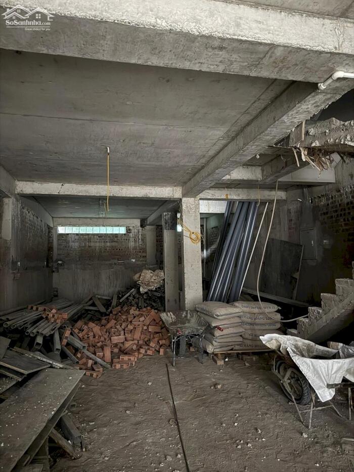 Hình ảnh Bán Nhà Mặt Phố Âu Cơ Tây Hồ 80m2-6T MT5m LÔ GÓC 38 Tỷ Âu Cơ. 3