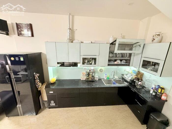 Hình ảnh Bán nhà Tôn Đức Thắng 63m2 nhà mới kinh doanh tốt gần phố khu dân trí cao 18 tỷ 0