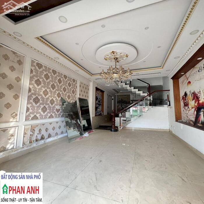 Hình ảnh Bán nhà phố Thủ Đức - Giải pháp an cư hoàn hảo tại trung tâm Trường Thọ chỉ với 7 tỷ.n.n.n. 2