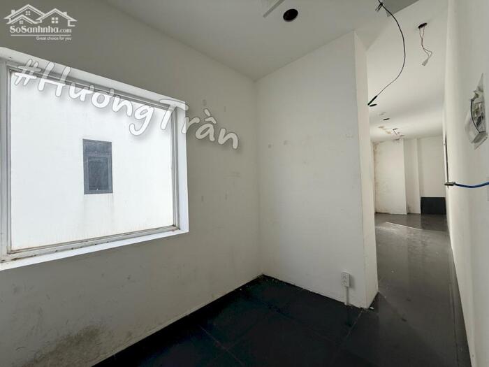 Hình ảnh 17 triệu 850 - VĂN PHÒNG 70m2 GÓC 2 MẶT TIỀN ĐẠI LỘ HÒA BÌNH 4