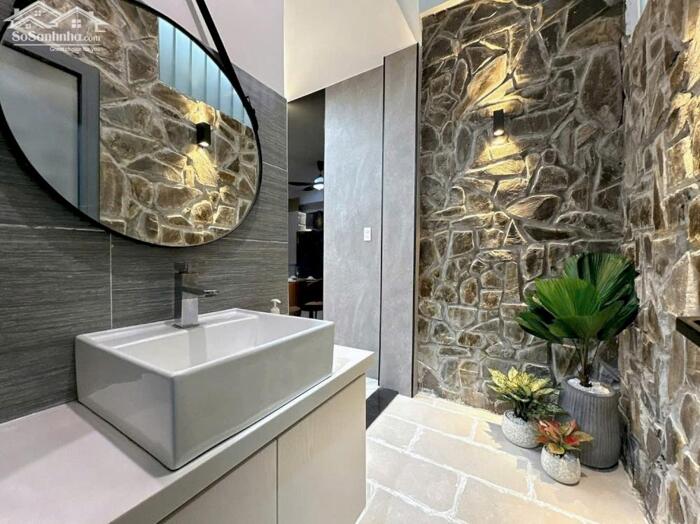 Hình ảnh Nhà đẹp Sát Trung Tâm _ Trần Cao Vân, 3 Tầng , 3 Pn _ Giá 5.85 Tỷ 0