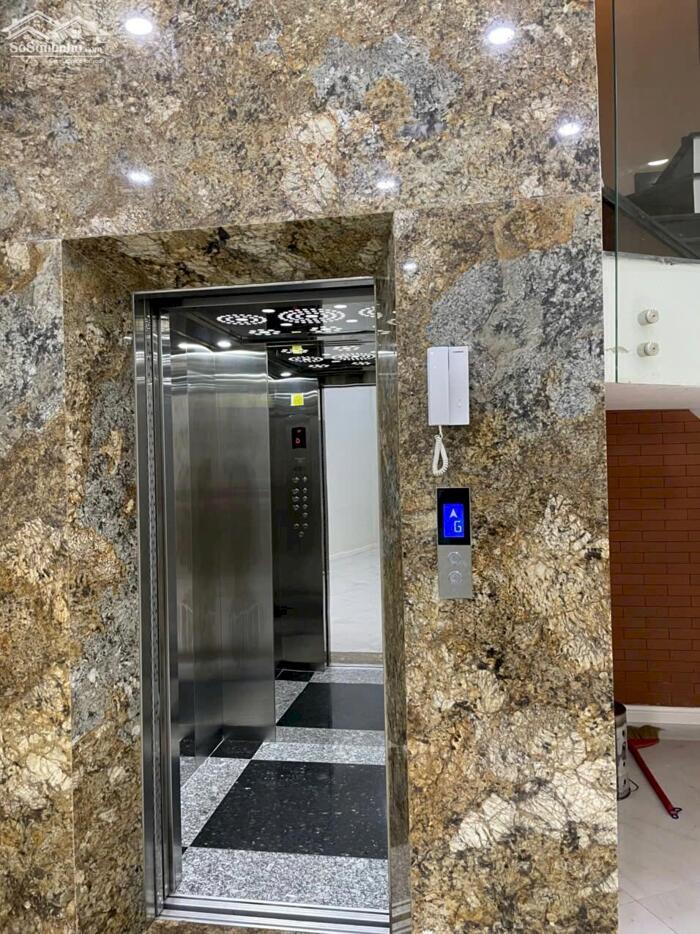 Hình ảnh Cho thuê tòa nhà VP 7 tầng mới xây ĐẸP, MT Ngô Gia Tự, Q10 (4*22 NH 6m) Có Thang máy 2