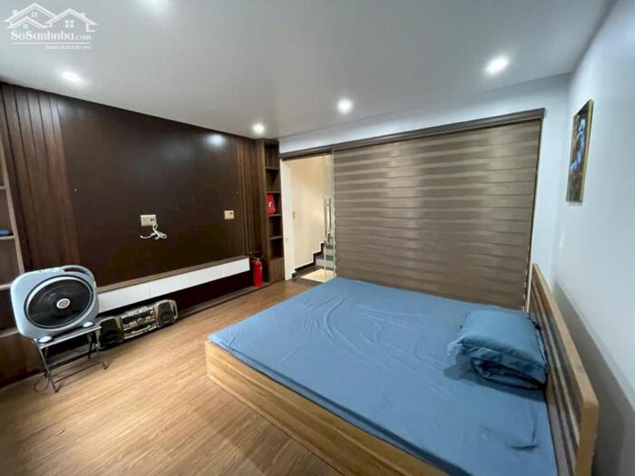 Hình ảnh Cho thuê nguyên căn 4 .ngủ khép kín (76m2) Văn Cao. 3